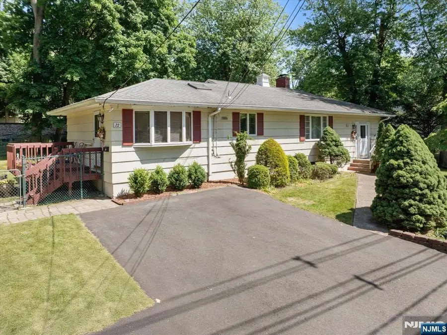 22 Lake Street, Hillsdale, NJ 07642 - #3