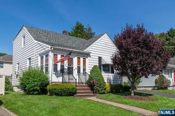 65 Harding Avenue, Totowa, NJ 07512