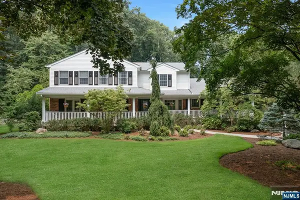 549 Lee Court, Wyckoff, NJ 07481