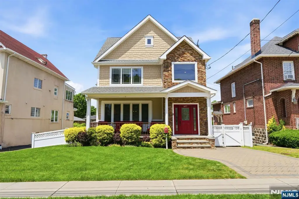 1077 Anderson, Fort Lee, NJ 07024 - #1