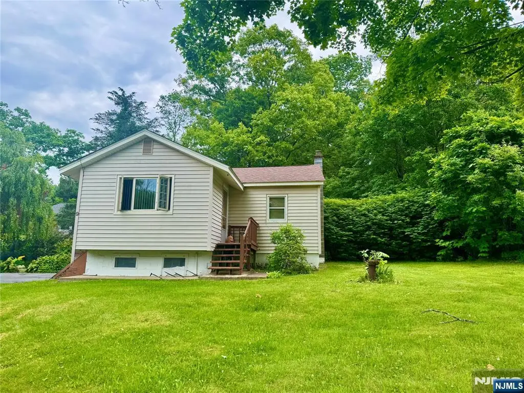 9 Camille Drive, Lake Hopatcong, NJ 07849 - #1