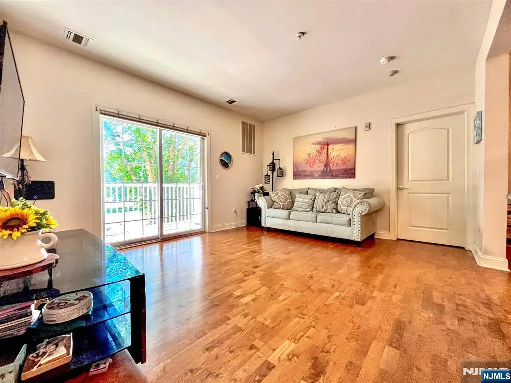 2113 Windsor Park Court #113, Englewood, NJ 07631 - #1