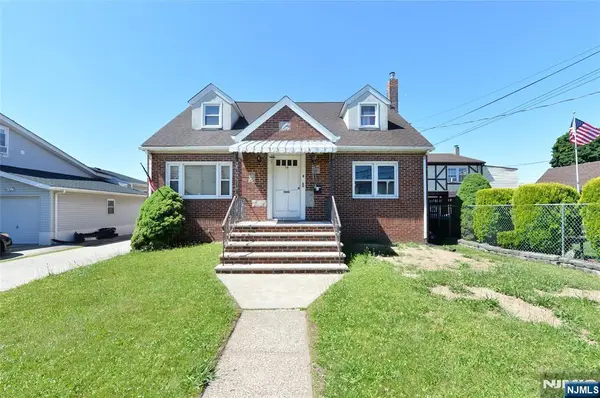 54 Avenue B, Lodi, NJ 07644