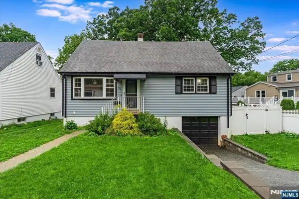 75 Fichter Street, Bloomingdale, NJ 07403