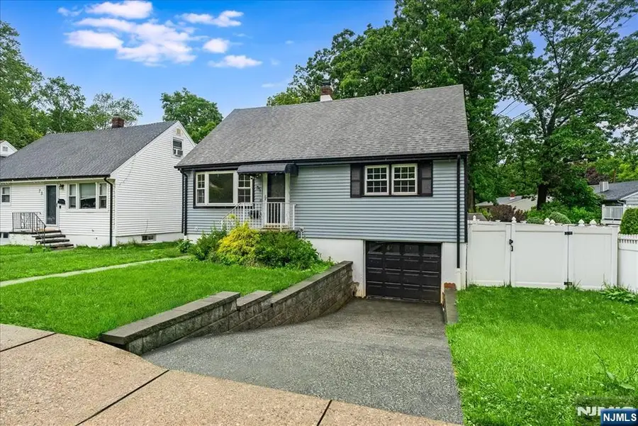 75 Fichter Street, Bloomingdale, NJ 07403 - #2
