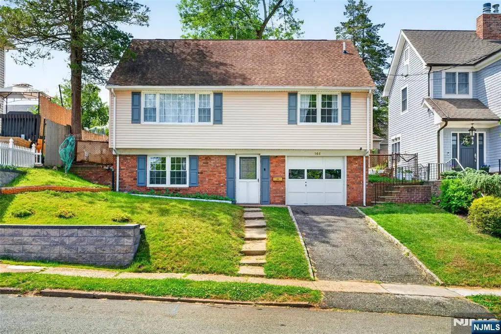 166 Pleasant Avenue, Bergenfield, NJ 07621 - #1