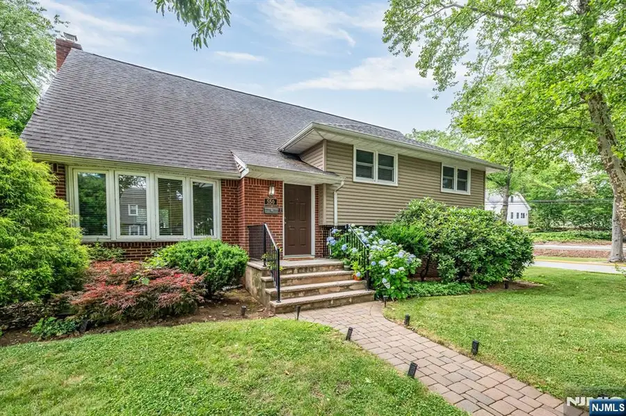 550 Englewood Avenue, Teaneck, NJ 07666 - #2