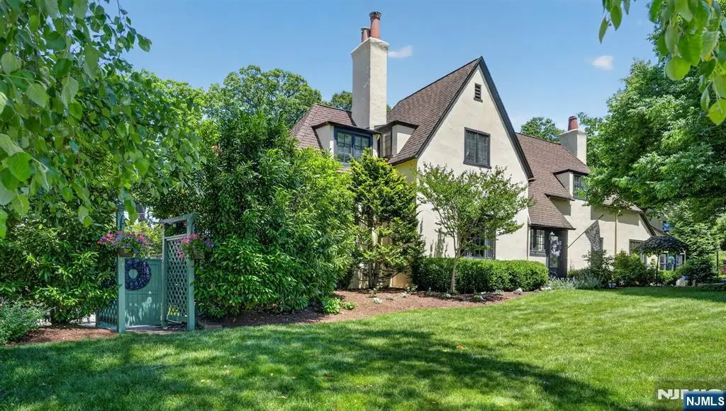 230 Satterthwaite Avenue, Nutley, NJ 07110 - #1