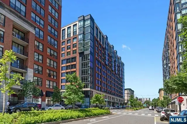 1000 Maxwell Lane 10E, Hoboken, NJ 07030 - #3
