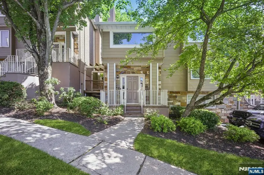 182 Clarken Drive 27, West Orange, NJ 07052 - #2