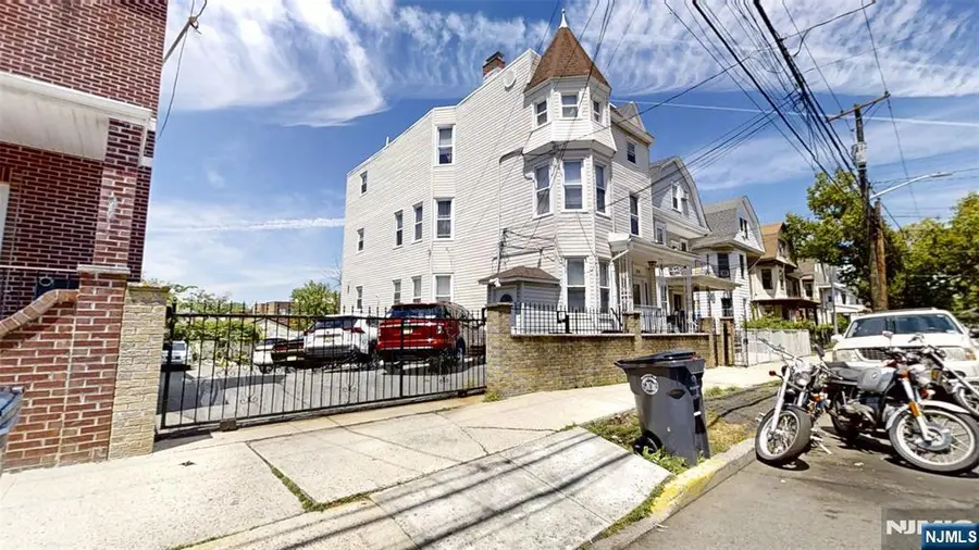 272-274 Parker Street, Newark, NJ 07104 - #2