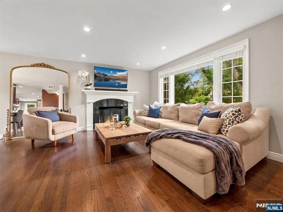 47 W Saddle River Road, Waldwick, NJ 07463 - #3