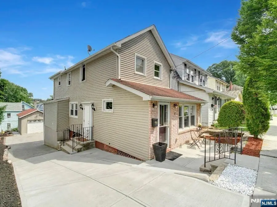 8 Pine Street, West Orange, NJ 07052 - #2