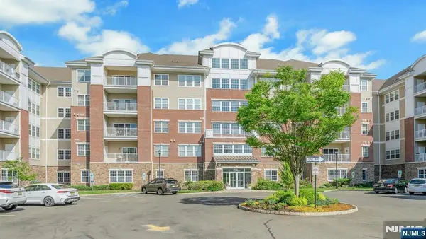 2202 Warrens Way, Wanaque, NJ 07465