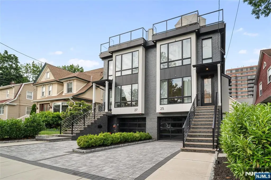 25 Knox Avenue, Cliffside Park, NJ 07010 - #1