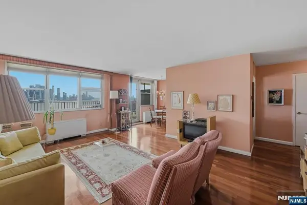 6040 Boulevard E 5D, West New York, NJ 07093