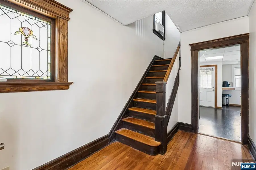 17 Wellington Avenue, West Orange, NJ 07052 - #3
