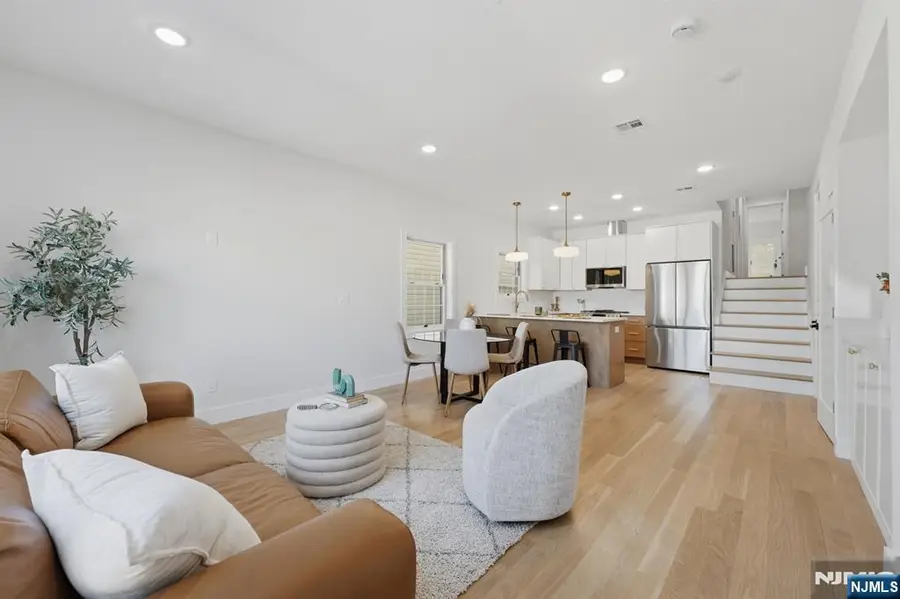 98 Western Avenue 1, Jersey City, NJ 07307 - #3