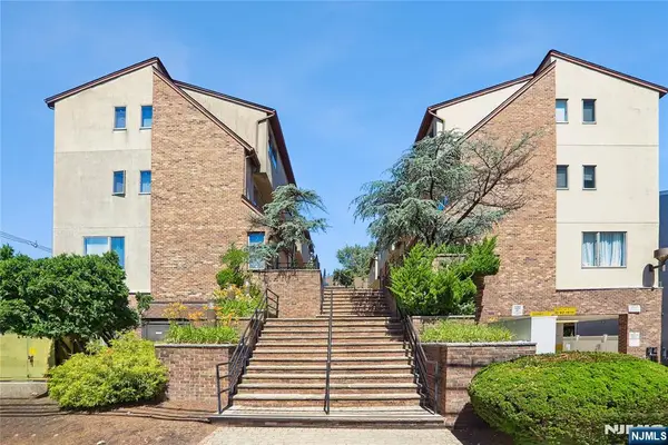 1315 15th Street, Fort Lee, NJ 07024