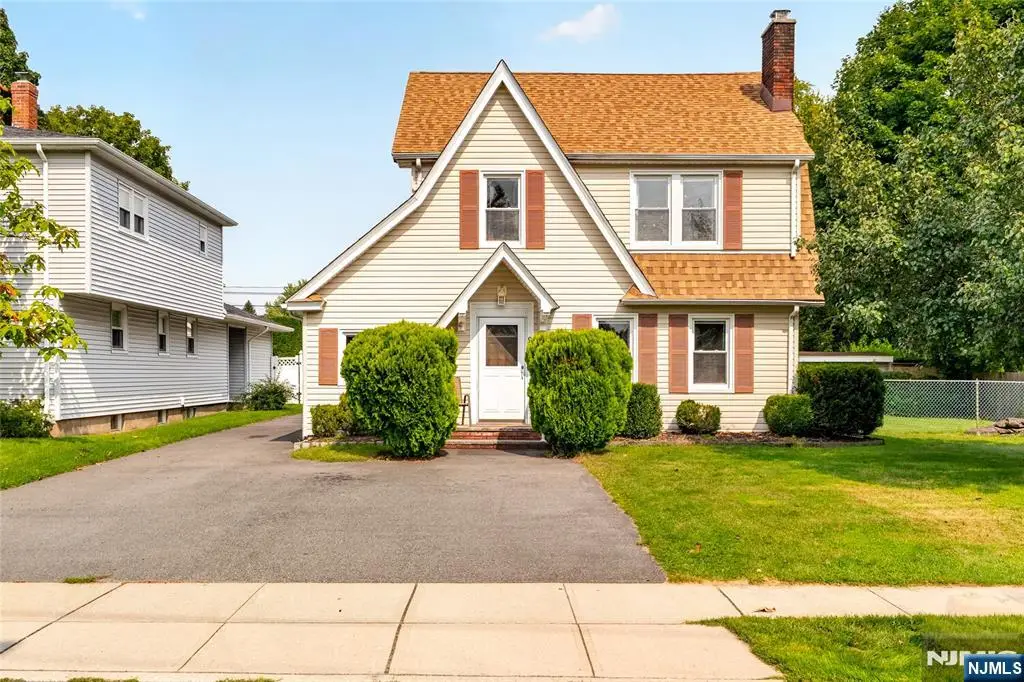 9 Long Avenue, Mahwah, NJ 07430 - #1
