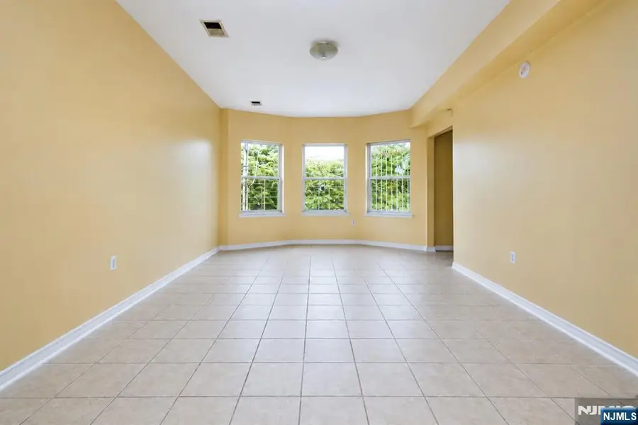42 Astor Street, Newark, NJ 07114 - #2