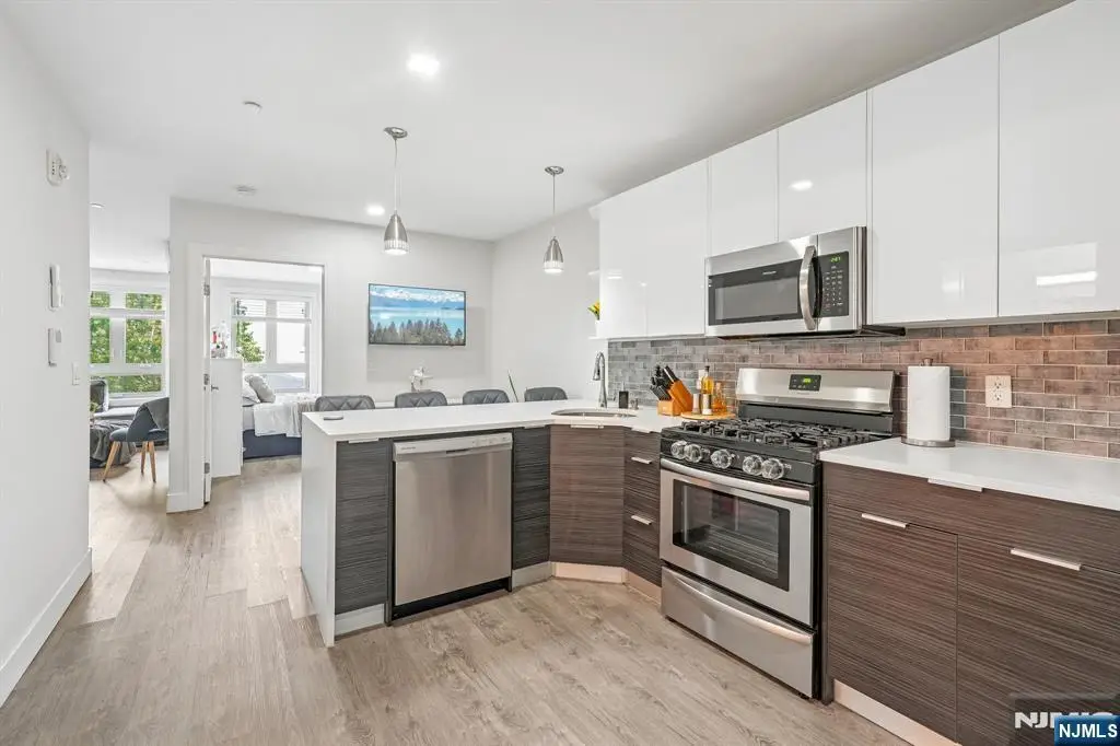 62 69th Street 209, Guttenberg, NJ 07093 - #1