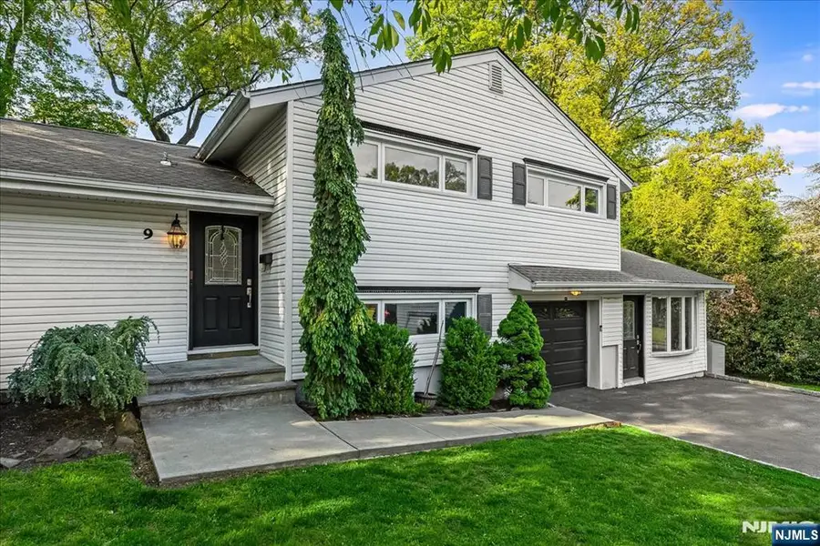 9 Linden Lane, Wayne, NJ 07470 - #2