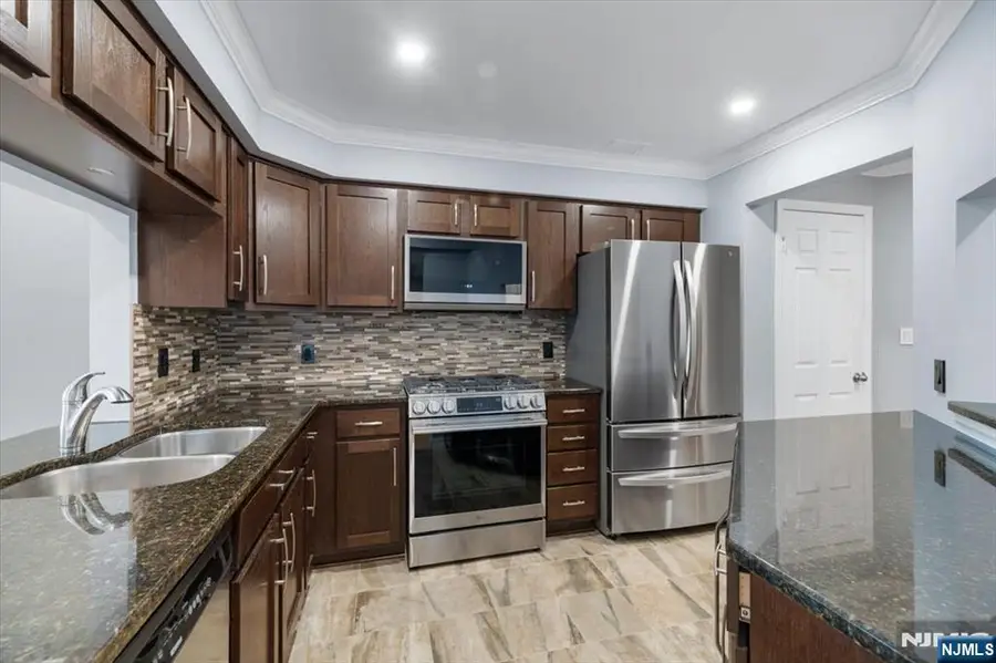 37 Amethyst Lane 251, Paterson, NJ 07501 - #2