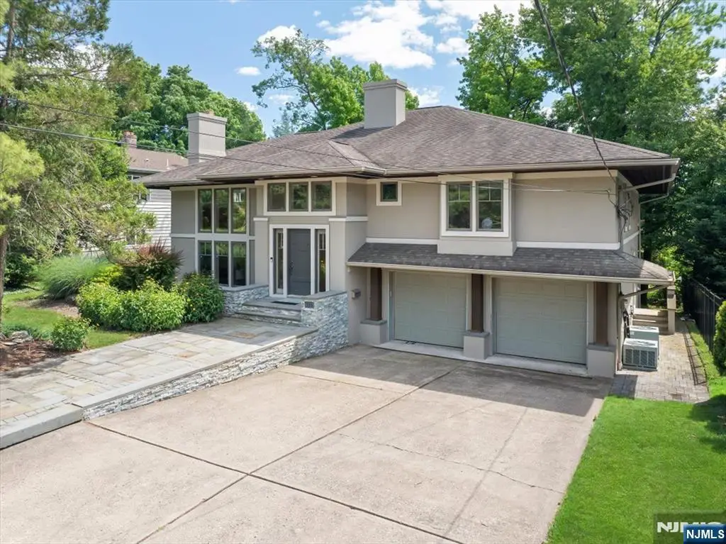 130 Van Nostrand Avenue, Englewood Cliffs, NJ 07632 - #1