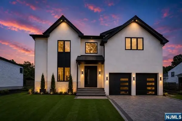 190 Denver Road, Paramus, NJ 07652