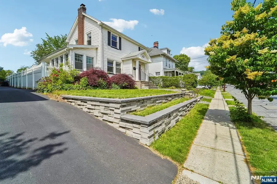 34 Cypress Street, Millburn, NJ 07041 - #2