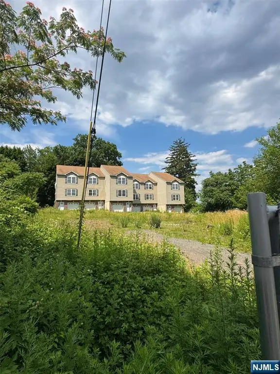 68 Newton Place C0015, Irvington, NJ 07111 - #1