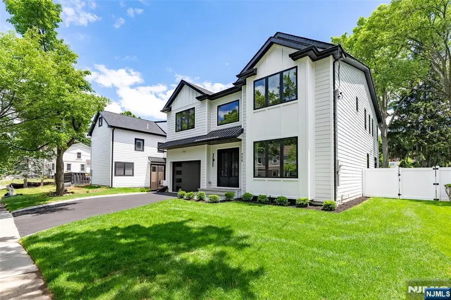 408 Terhune Avenue, Paramus, NJ 07652 - #2