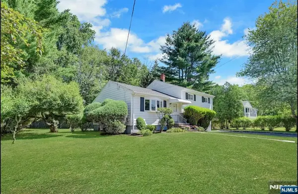 103 Primrose Lane, Closter, NJ 07624
