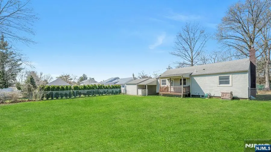 20 Kievit Road, Wayne, NJ 07470 - #3