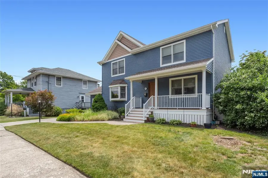 512 Lyster Avenue, Saddle Brook, NJ 07663 - #3