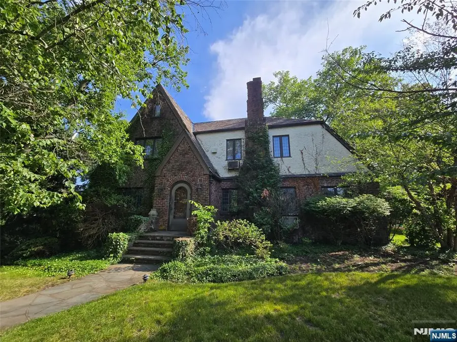 220 Manor Road, Ridgewood, NJ 07450 - #2