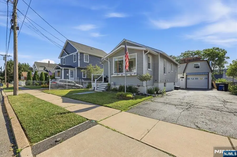 66 7th Avenue, Hawthorne, NJ 07506 - #2