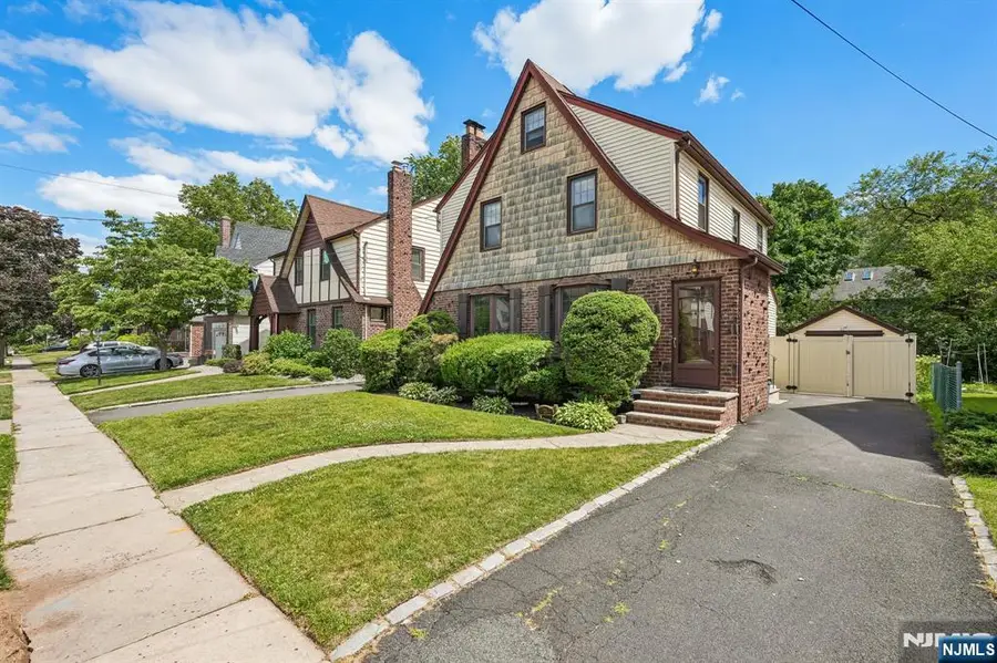 21 Ferncliff Road, Bloomfield, NJ 07003 - #3