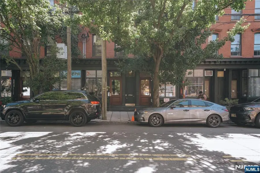 204 Washington Street 2A, Jersey City, NJ 07302 - #2