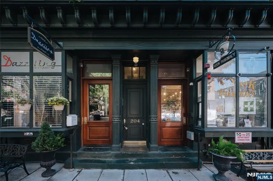 204 Washington Street 2A, Jersey City, NJ 07302 - #3