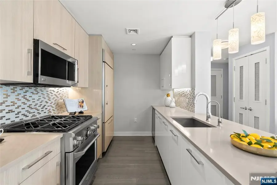 1200 Ave At Port Imperial 521, Weehawken, NJ 07086 - #2