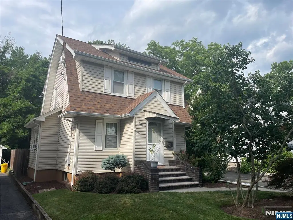 485 Maple Avenue, Teaneck, NJ 07666 - #1