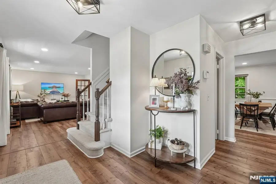 4 Holyoke Road, Wayne, NJ 07470 - #3