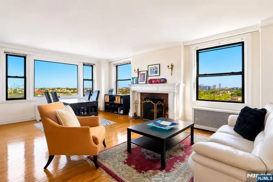 375 Mount Prospect 7DE, Newark, NJ 07104 - #2