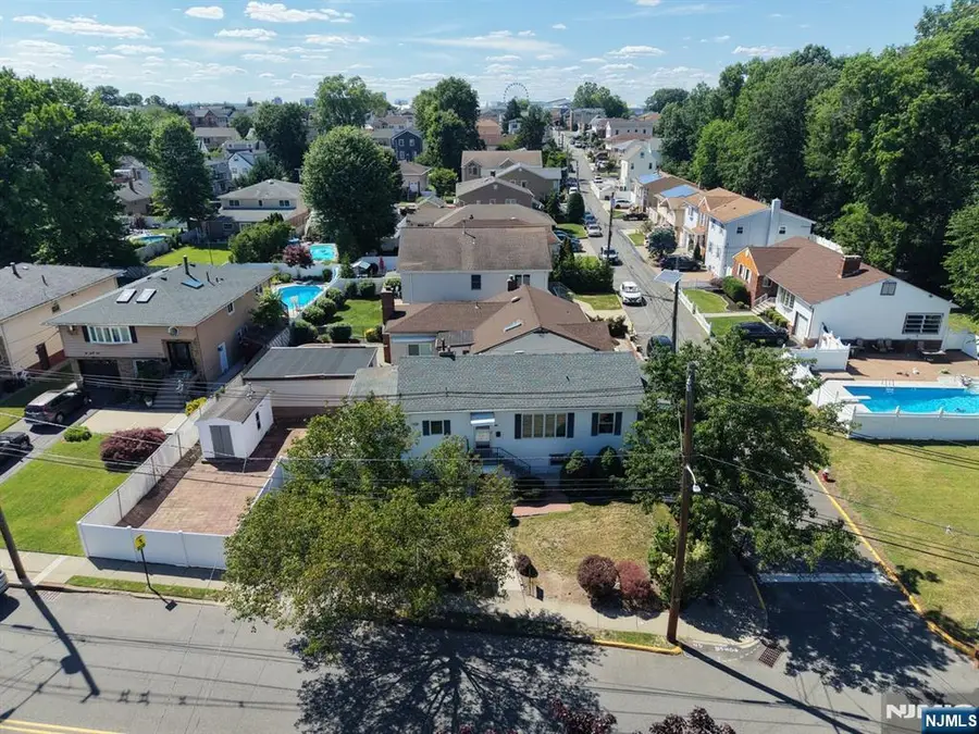 55 Central Lane, Secaucus, NJ 07094 - #3