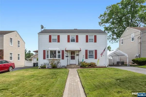 126 18th Avenue, Elmwood Park, NJ 07407
