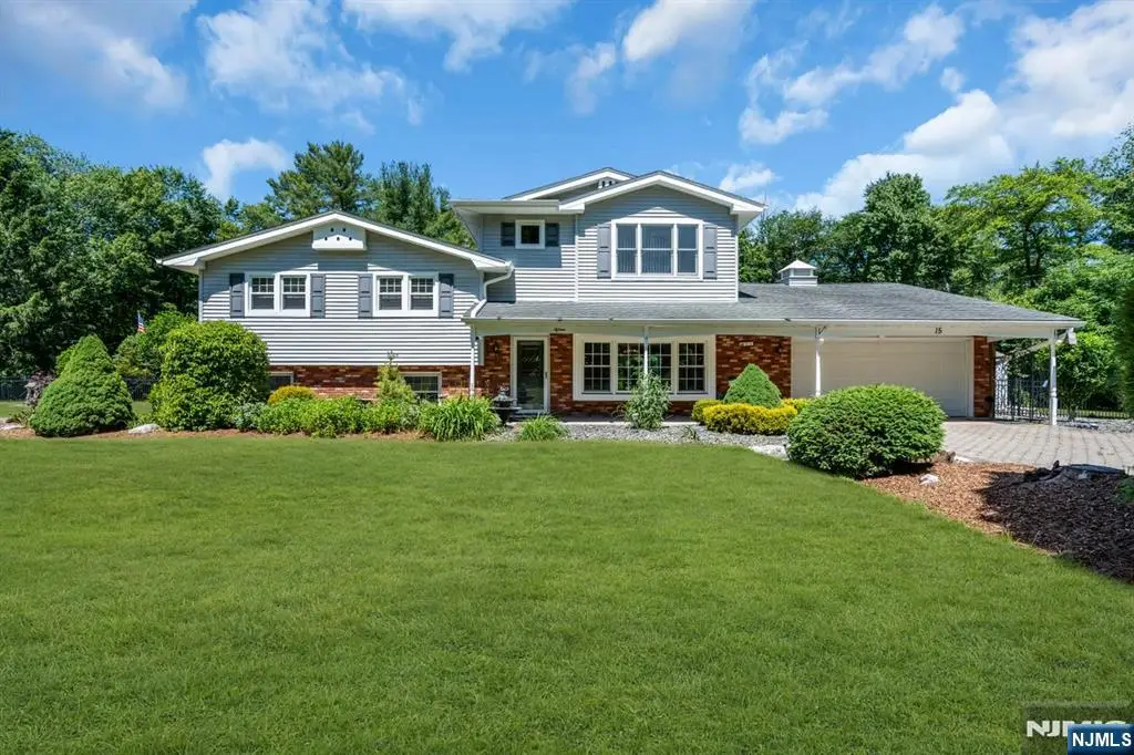 15 E Timber Lane, Newfoundland, NJ 07435 - #1