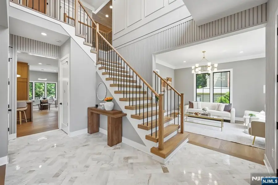 21 Kilmer Drive, Millburn, NJ 07078 - #2