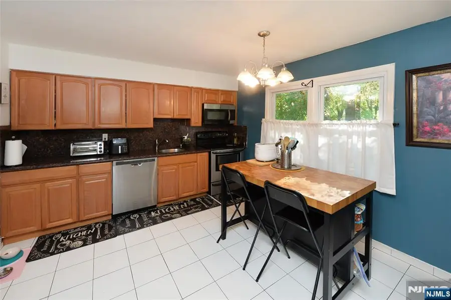 85B Primrose Lane, Paramus, NJ 07652 - #2